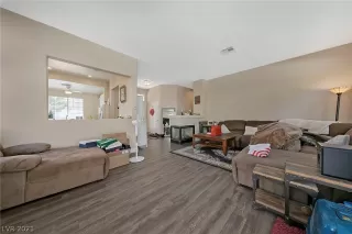 Photo #6: 2308911 Listing 