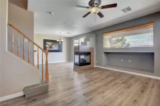 Photo #3: 2308963 Listing 