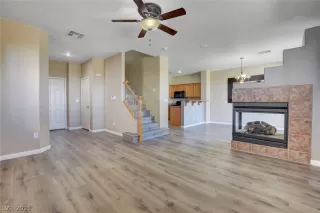 Photo #4: 2308963 Listing 