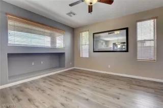 Photo #6: 2308963 Listing 