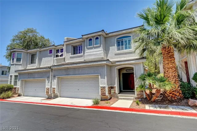 MLS: 2308964 Condo For Sale