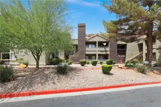 Photo #1: 2308988 Listing 