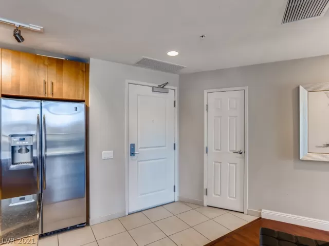 MLS: 2309006 Condo For Sale