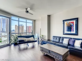Photo #2: 2309006 Listing 