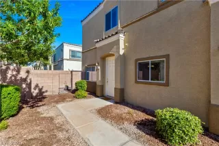 Photo #1: 2309016 Listing 