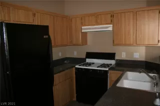 Photo #3: 2309019 Listing