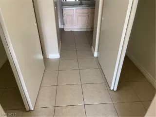 Photo #2: 2309039 Listing 