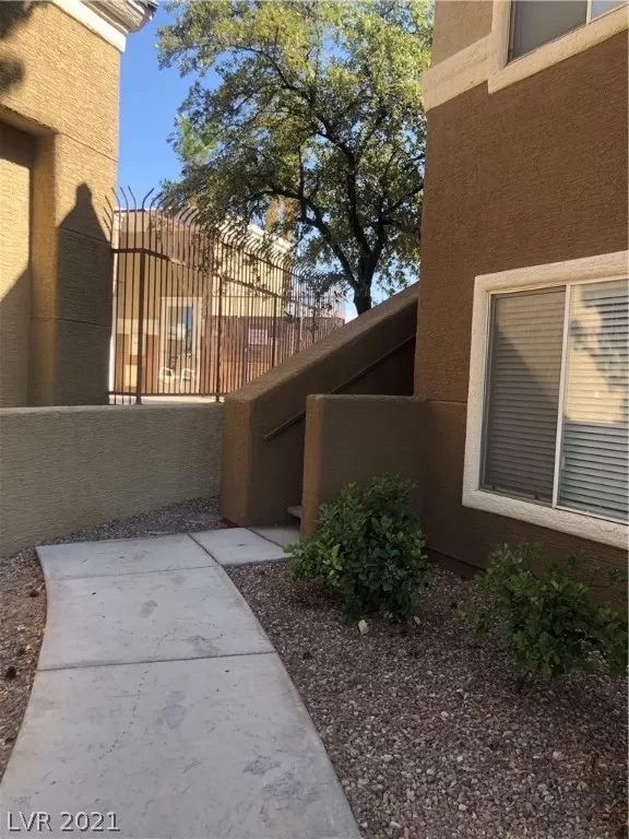 MLS: 2309044 Condo For Sale