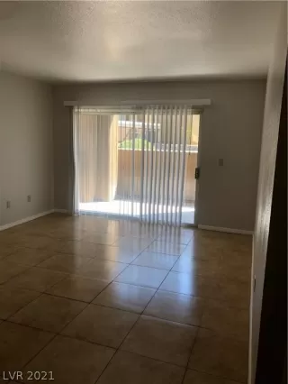 Photo #6: 2309044 Listing