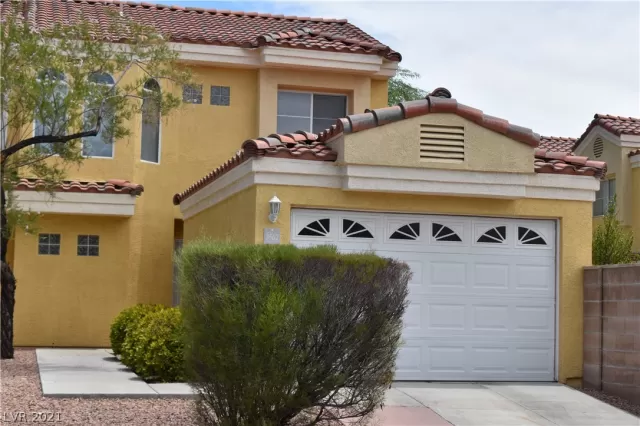 MLS: 2309058 Condo For Sale