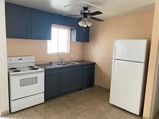 Photo #3: 2309134 Listing