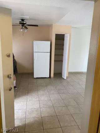 Photo #4: 2309134 Listing