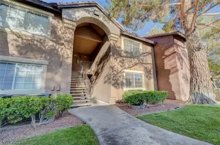 Photo #1: 2309137 Listing