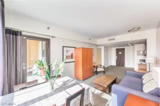 Photo #4: 2309150 Listing 