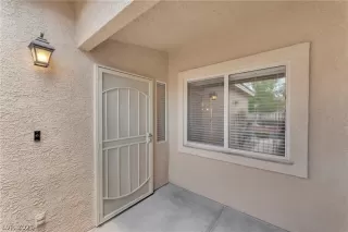 Photo #1: 2309168 Listing 