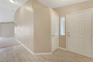 Photo #2: 2309168 Listing 