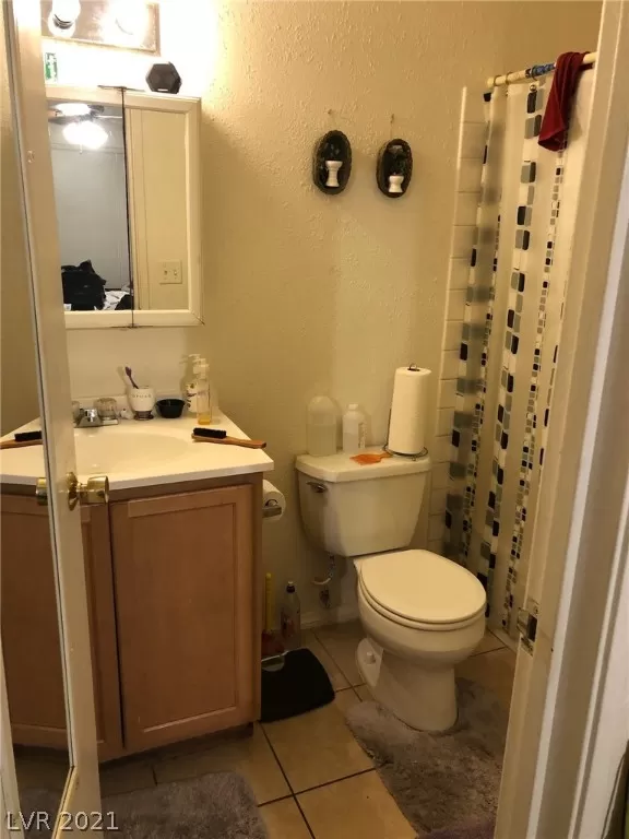 MLS: 2309233 Condo For Sale