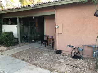 Photo #2: 2309233 Listing