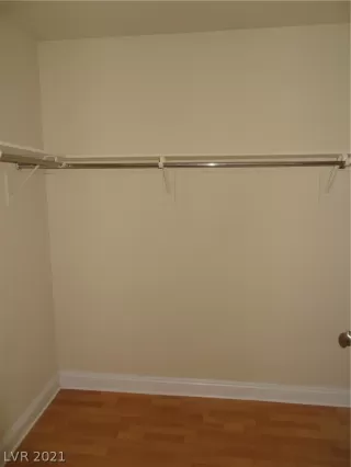 Photo #6: 2309261 Listing 