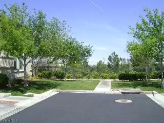 Photo #3: 2309271 Listing 