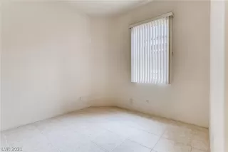 Photo #2: 2309282 Listing 