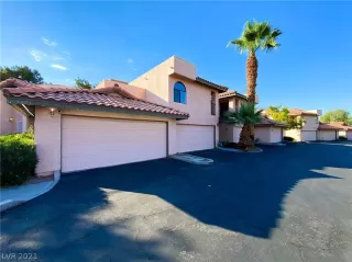 Photo #1: 2309302 Listing 