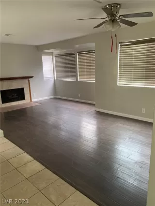 Photo #4: 2309385 Listing 