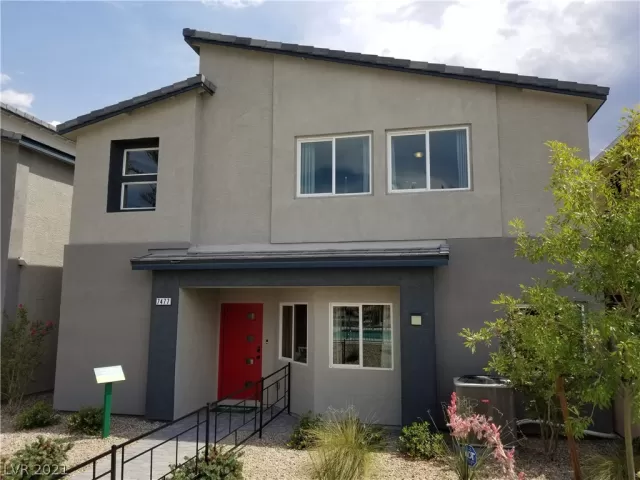 MLS: 2309388 Condo For Sale