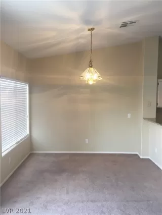 Photo #5: 2309395 Listing