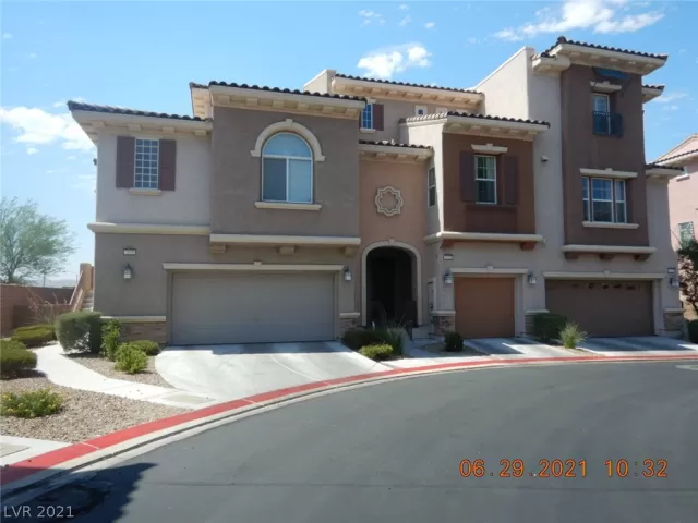 MLS: 2309397 Condo For Sale