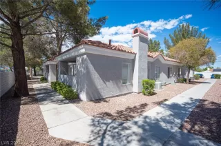 Photo #1: 2309409 Listing