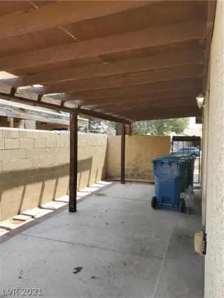 Photo #2: 2309420 Listing