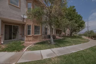 Photo #2: 2309456 Listing