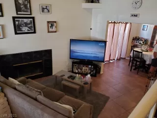 Photo #4: 2309466 Listing 