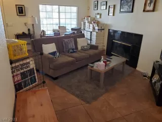 Photo #5: 2309466 Listing 