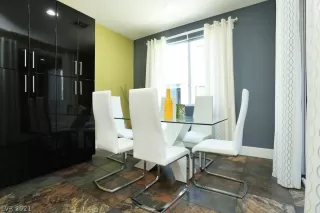 Photo #6: 2309474 Listing 