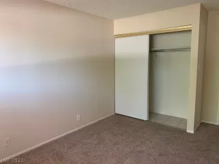 Photo #4: 2309544 Listing 