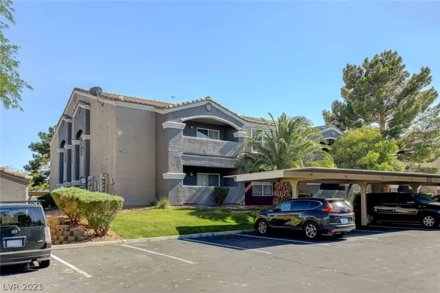 MLS: 2309642 Condo For Sale