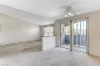 Photo #6: 2309642 Listing 