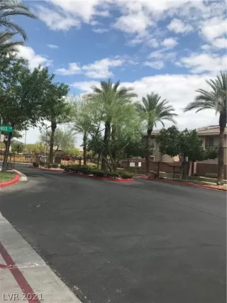 Photo #1: 2309758 Listing 