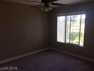 Photo #3: 2309772 Listing