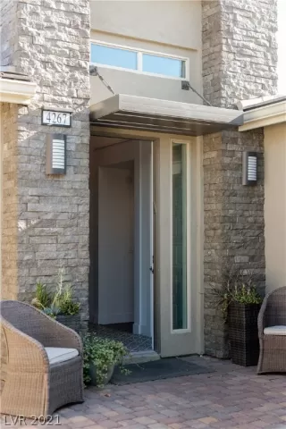 Photo #4: 2309790 Listing 