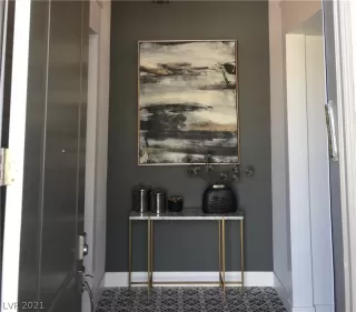 Photo #5: 2309790 Listing 