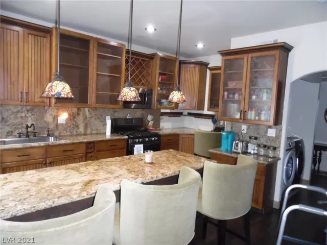 MLS: 2309852 Condo For Sale