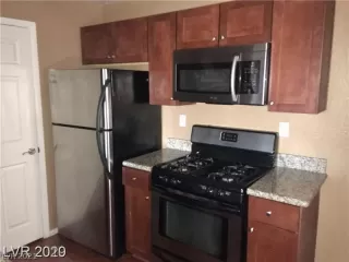 Photo #6: 2309897 Listing 