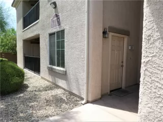 Photo #1: 2309910 Listing