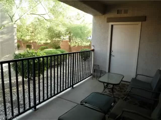 Photo #2: 2309910 Listing