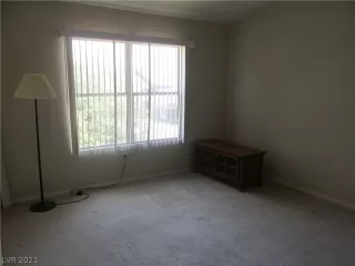 Photo #6: 2310922 Listing 