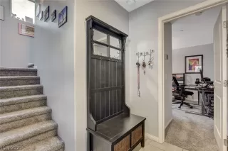 Photo #2: 2310953 Listing