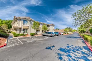 Photo #3: 2310966 Listing 